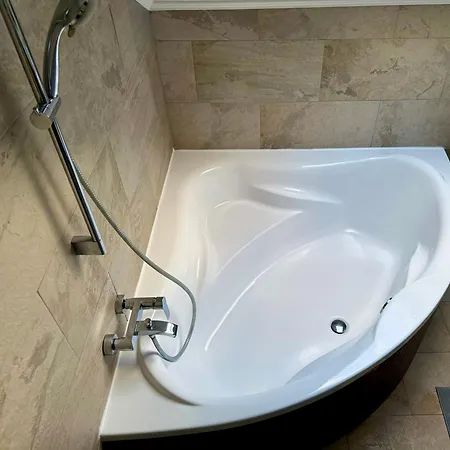 121 Várgesztes